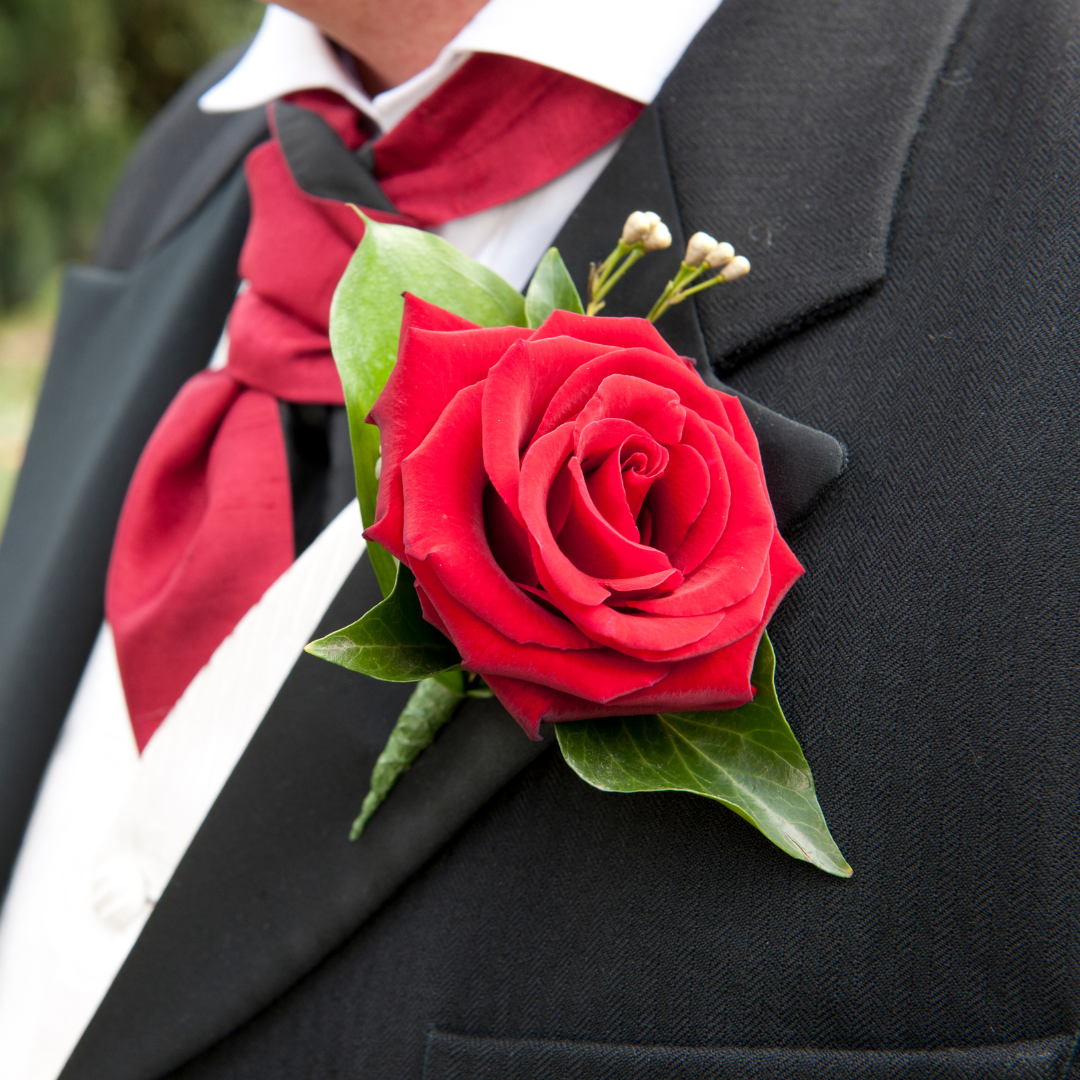 Romantica Boutonniere